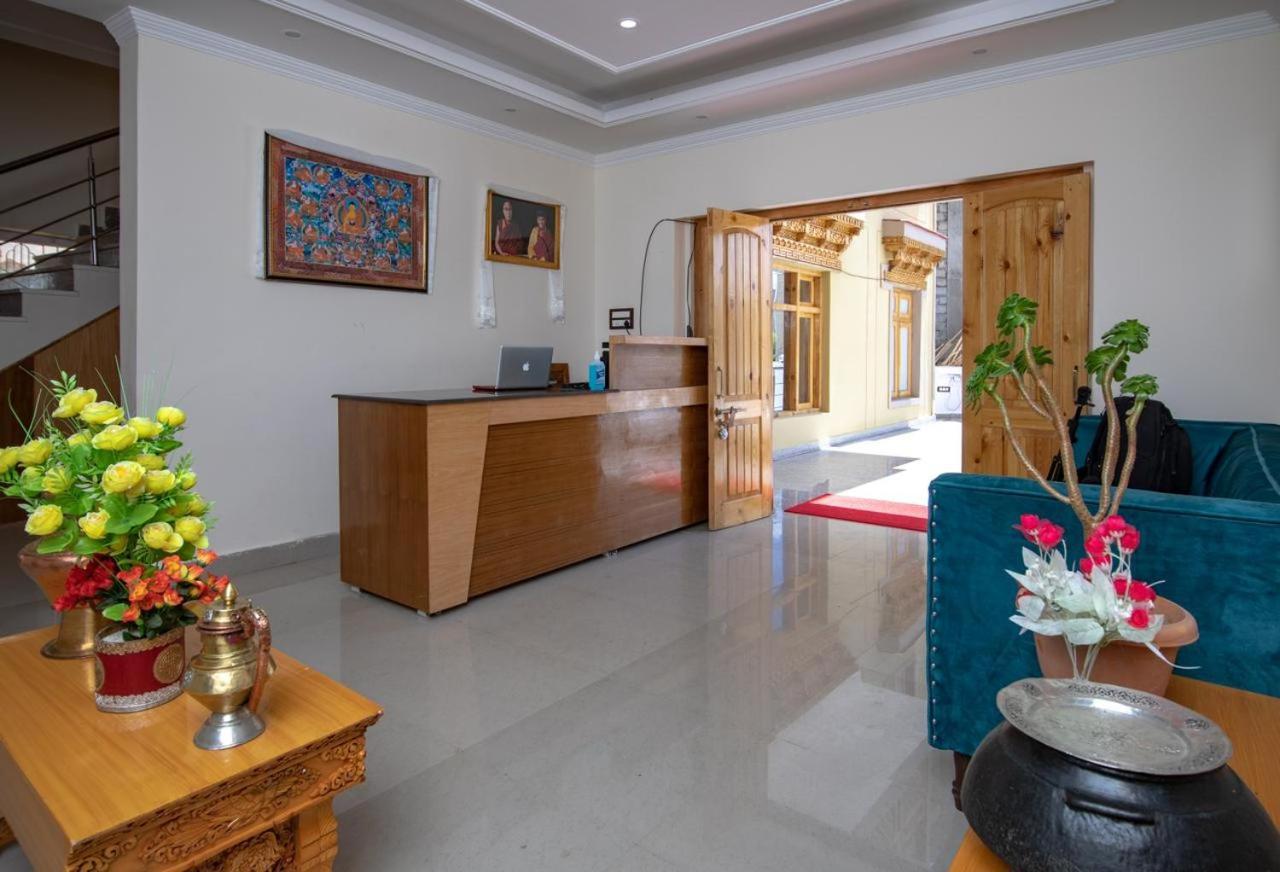 The Nangsay Hotel Λεχ Εξωτερικό φωτογραφία